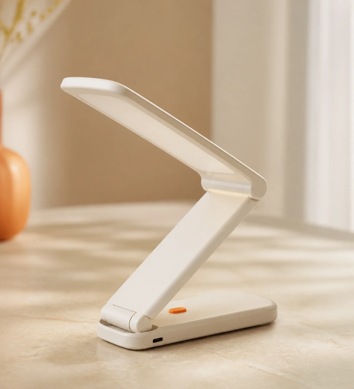 Foldable desk lamp
